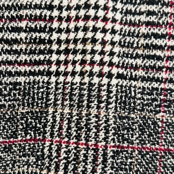 Unisex Houndstooth Pattern Black and White. - Picture 5 of 13